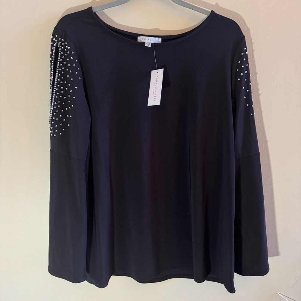 Annalee & Hope Women's Black Long Bell Sleeves Rhinestone Shouldersβ Top Sz XL